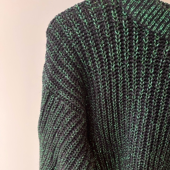 Vintage Razzle Dazzle sweater with metallic threading throughout - Picture 5 of 5